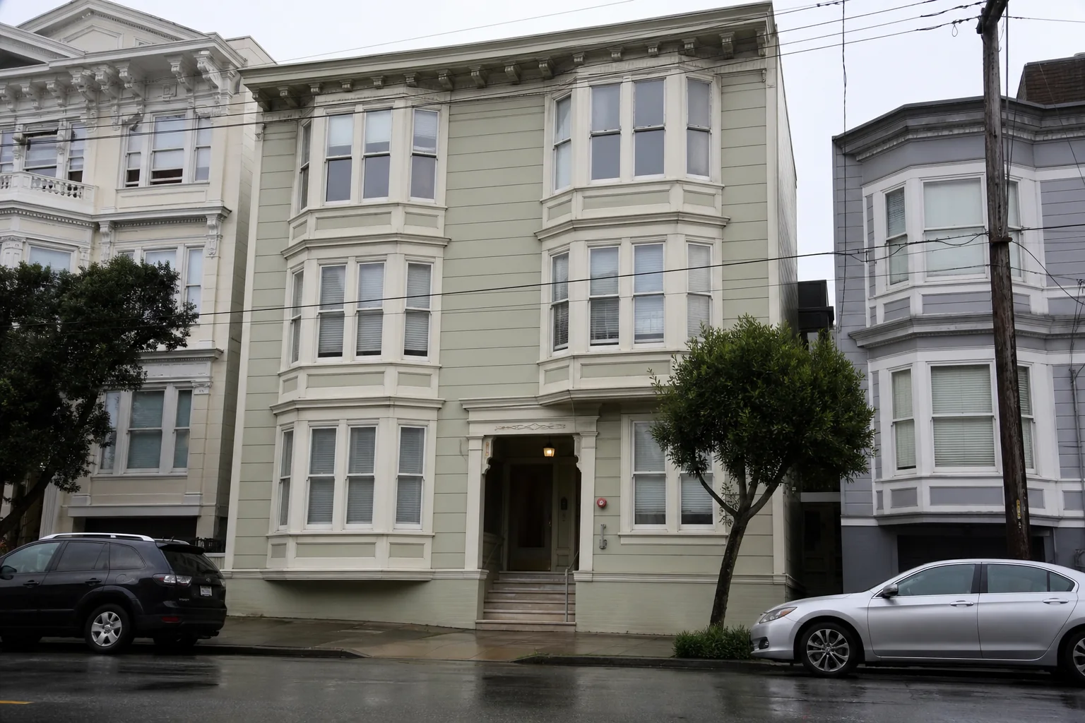 Hawthorne House